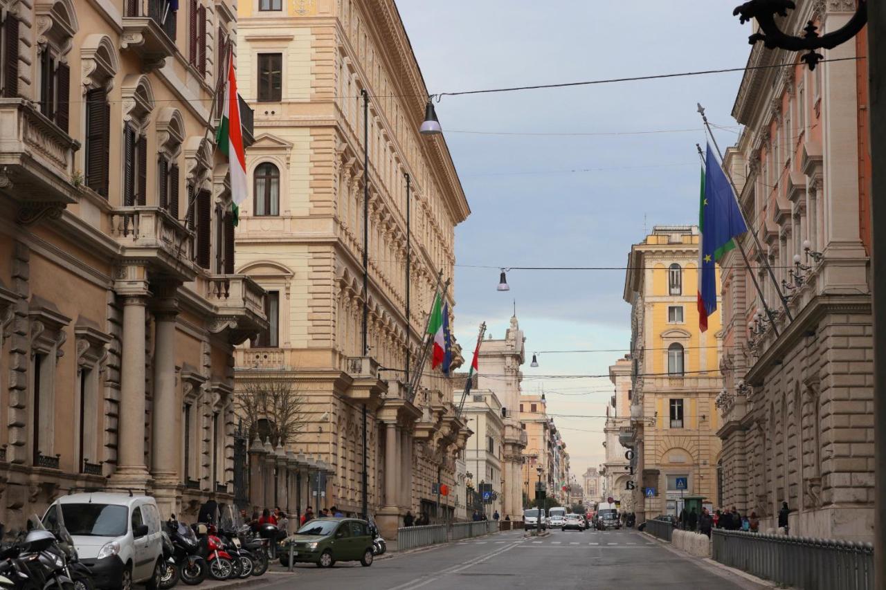 Trevi Grand Blu Suite B&B Roma Exterior foto